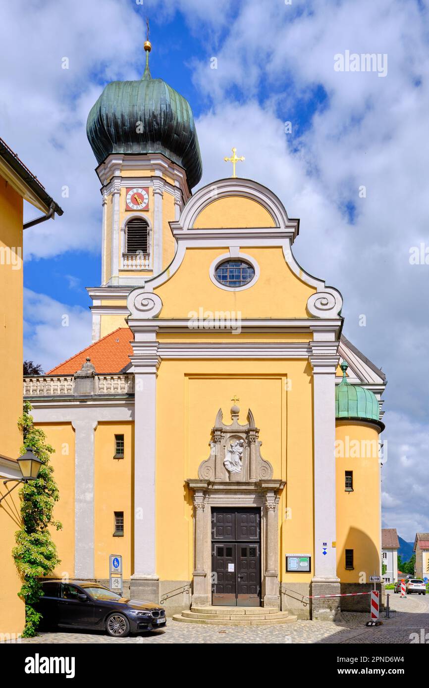 Église Saint-Laurent Nicholas sur la place Mariale dans le centre-ville d'Immenstadt im Allgaeu, Bavière, Allemagne, Europe. Banque D'Images