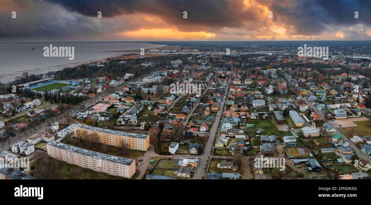 Vue aérienne de la ville de Parnu en Estonie. Banque D'Images