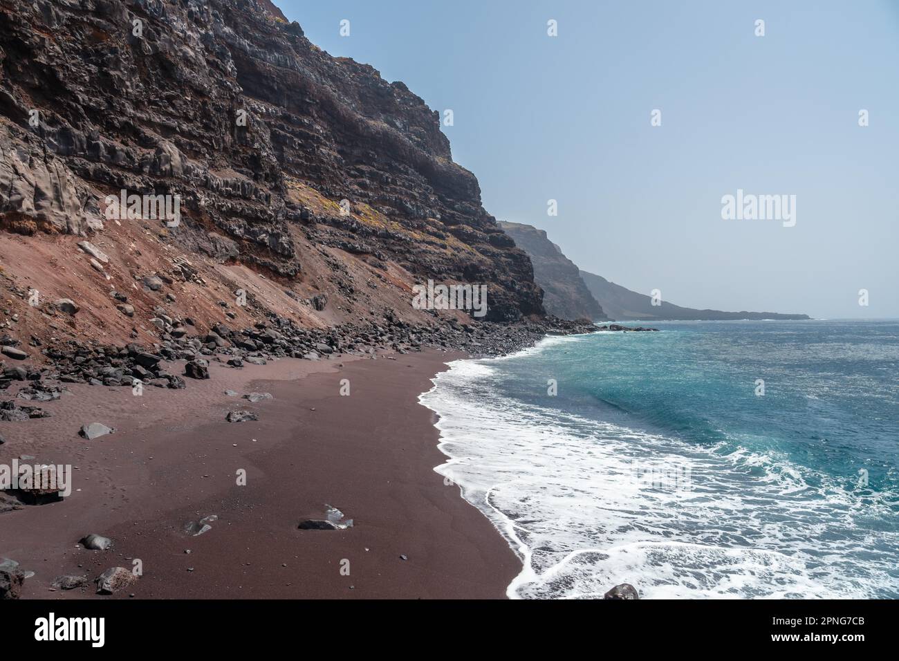 Plage de Verodal, belles pierres volcaniques sur la côte de l'île d'El Hierro. Îles Canaries Banque D'Images