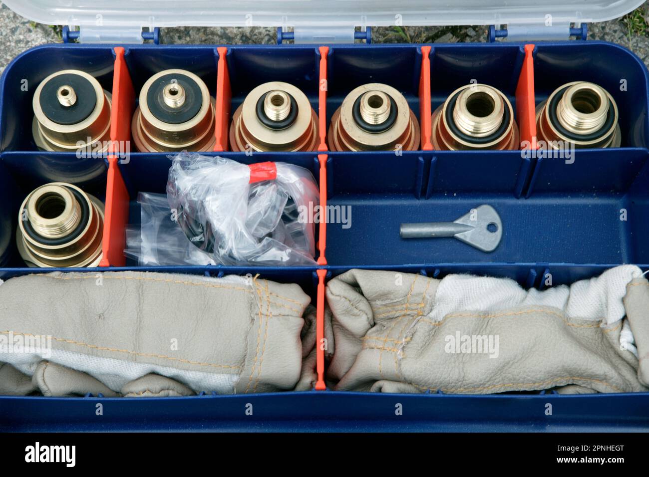 Divers adaptateurs pour le ravitaillement en GPL Banque D'Images