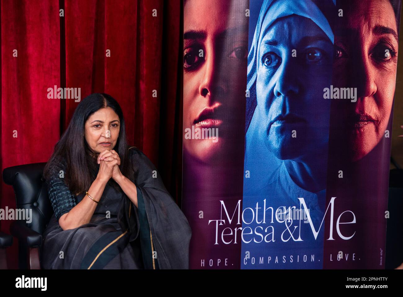 New Delhi, Inde. 19th avril 2023. L'actrice indienne Deepti Naval assiste à une rencontre de presse sur son prochain film mère Teresa et moi, New Delhi. Crédit : SOPA Images Limited/Alamy Live News Banque D'Images