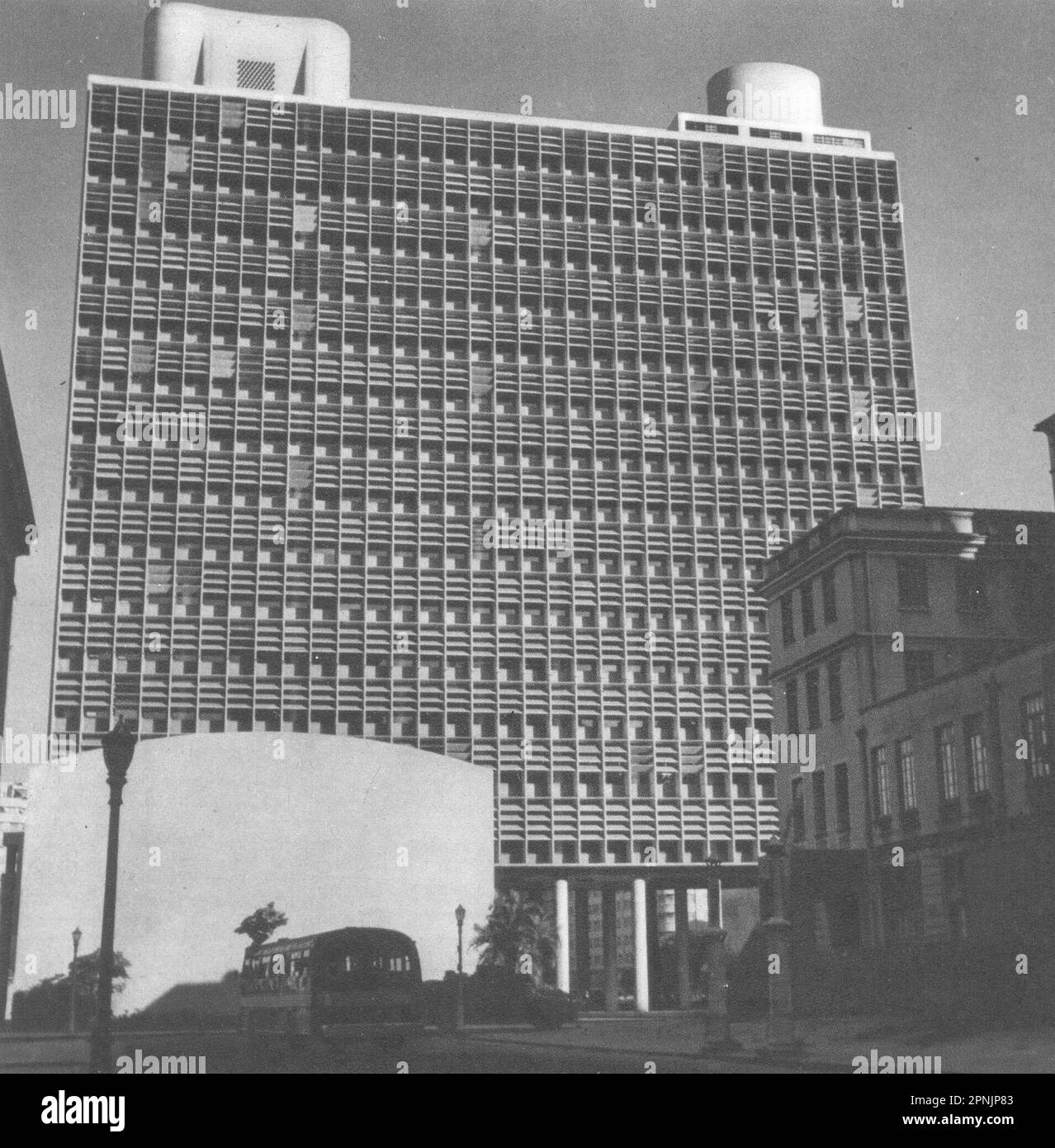 BRÉSIL. Rio de Janeiro. Ministère du Ministère de l'éducation (1) 1951 imprimé Banque D'Images