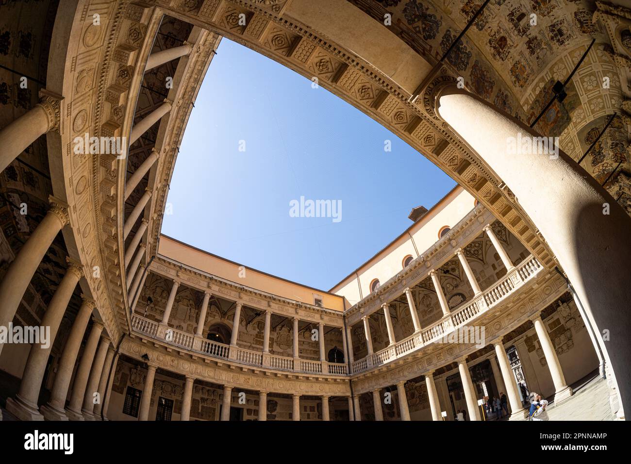 Padoue, Italie. Avril 2023. Vue sur la cour intérieure du Palazzo Bo, siège de l'université de Padoue Banque D'Images