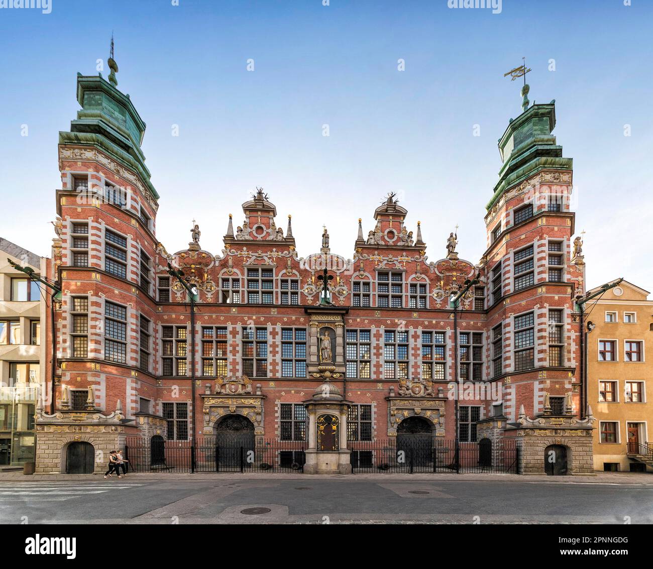 Vue sur la ville de Gdansk, Grand Armoury dans le style architectural