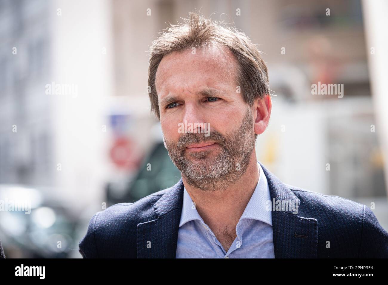 France, Lyon, 2023-04-18. Portrait de Fabien Bagnon, le vice-président écologiste de la métropole de Lyon. Banque D'Images