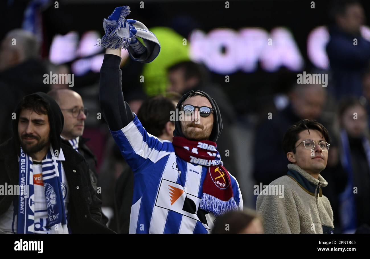 Londres, Royaume-Uni. 20th avril 2023. Un fan de Gand lors du match West Ham contre KAA Gent UEFA Europa Conference League au London Stadium Stratford. Crédit : MARTIN DALTON/Alay Live News Banque D'Images