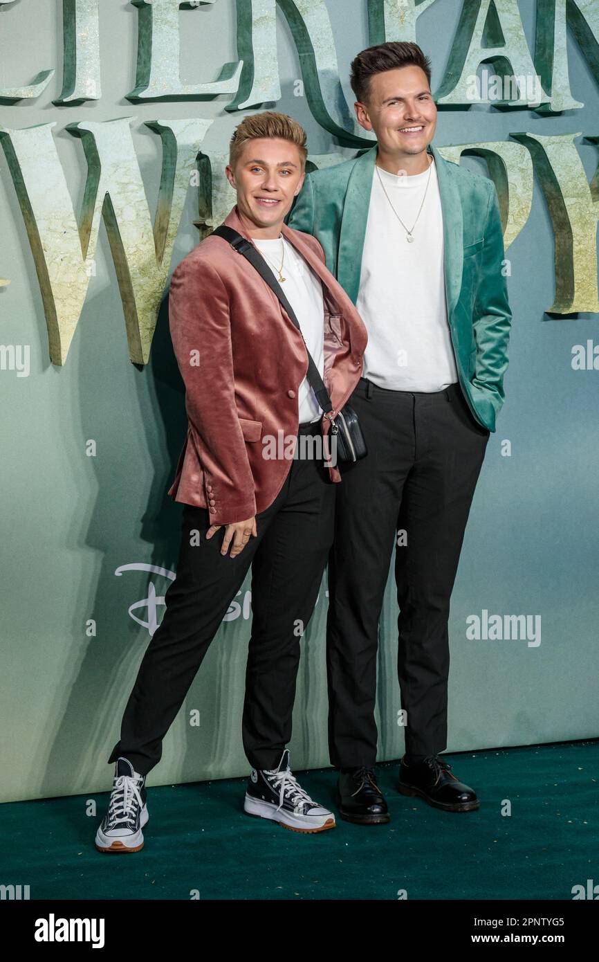 Londres, Royaume-Uni. 20th avril 2023. Matthew et Ryan arrivent à la première mondiale du film original de Disney +, « Peter Pan & Wendy ». Photo par Amanda Rose/Alamy Live News Banque D'Images