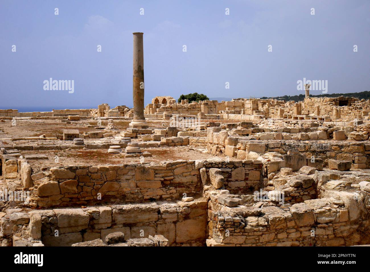 Ruines de bâtiments dans la zone archéologique de Kourion, Episkopi, district de Limassol, République de Chypre Banque D'Images
