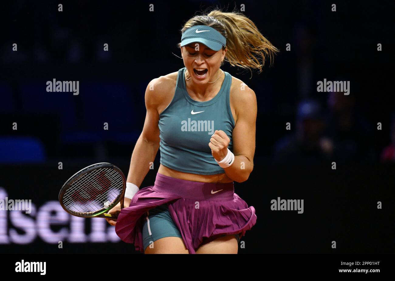 Stuttgart, Allemagne. 21st avril 2023. Tennis: WTA Tour - Stuttgart, célibataires, femmes, quarts de finale à Porsche Arena. Badosa (Espagne) - Sabalenka (Bélarus). Paula Badosa réagit. Credit: Marijan Murat/dpa/Alamy Live News Banque D'Images