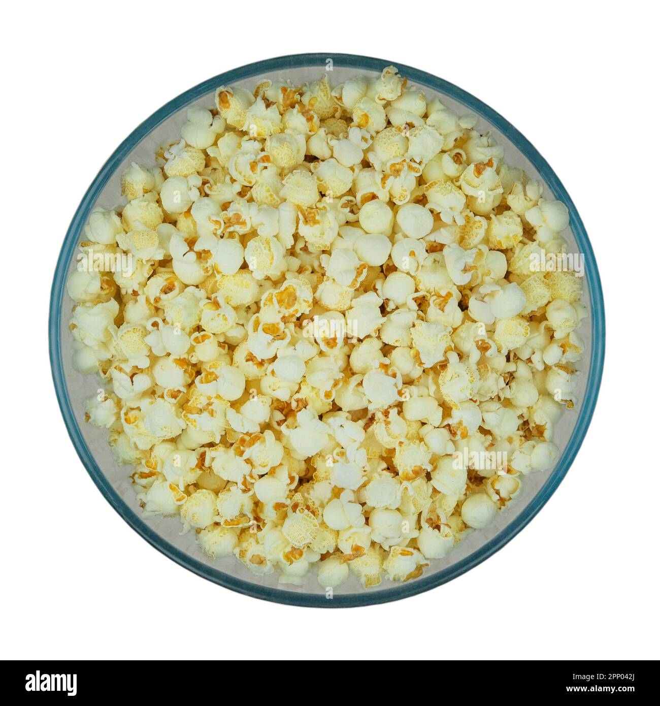 Popcorn grand bol sur un fond blanc isolé. Restauration rapide pour le cinéma. Vue de dessus. Banque D'Images
