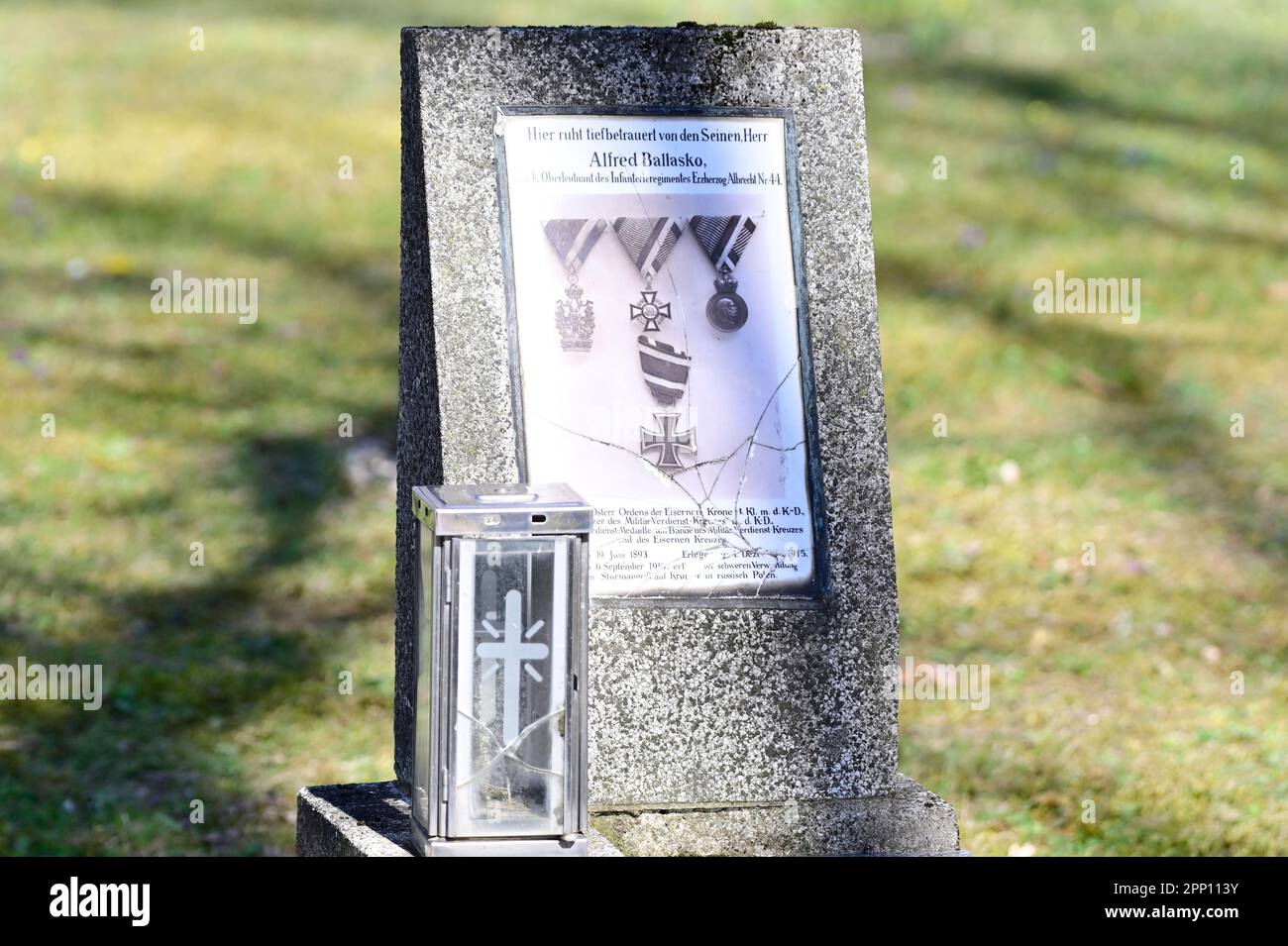 Vienne, Autriche. Cimetière central de Vienne. Tombes de soldats tombés de la première Guerre mondiale Banque D'Images