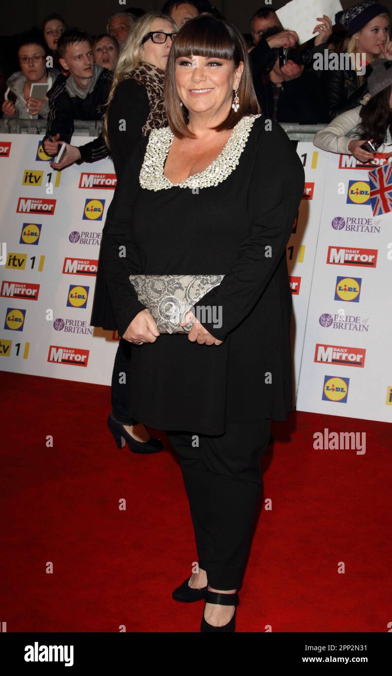 Londres, Royaume-Uni. 291012. Dawn French au Daily Mirror Pride of Britain Awards, qui s'est tenu au Grosvenor House Hotel à Park Lane, à Londres. 29 octobre 2012 Réf : LMK73-41160-301012 Keith Mayhew/Landmark Media. . Banque D'Images