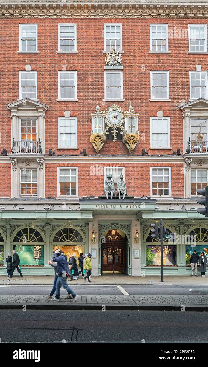 Fortnum & Mason Shop, 2023, Piccadilly, Londres, Angleterre. Banque D'Images