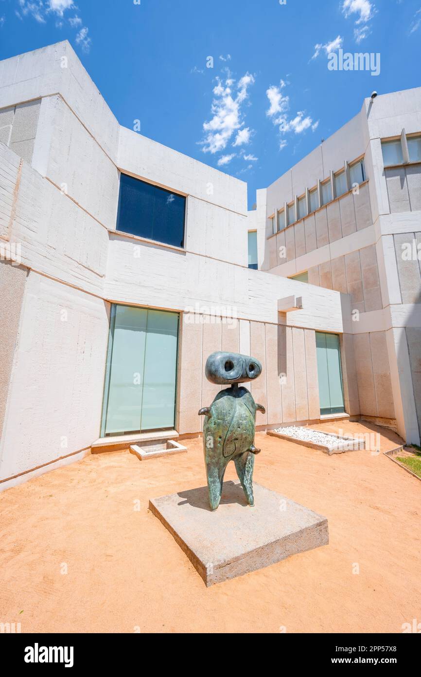 Statue au Musée Fundacio Joan Miro, Montjuic, Barcelone, Catalogne, Espagne Banque D'Images