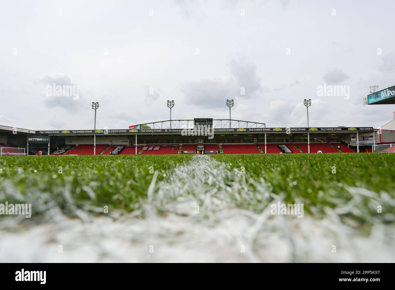 Une vue générale du stade avant le match Sky Bet League 2 entre Walsall et Salford City au stade Banks's, Walsall, le samedi 22nd avril 2023. (Photo : Gustavo Pantano | ACTUALITÉS MI) Banque D'Images