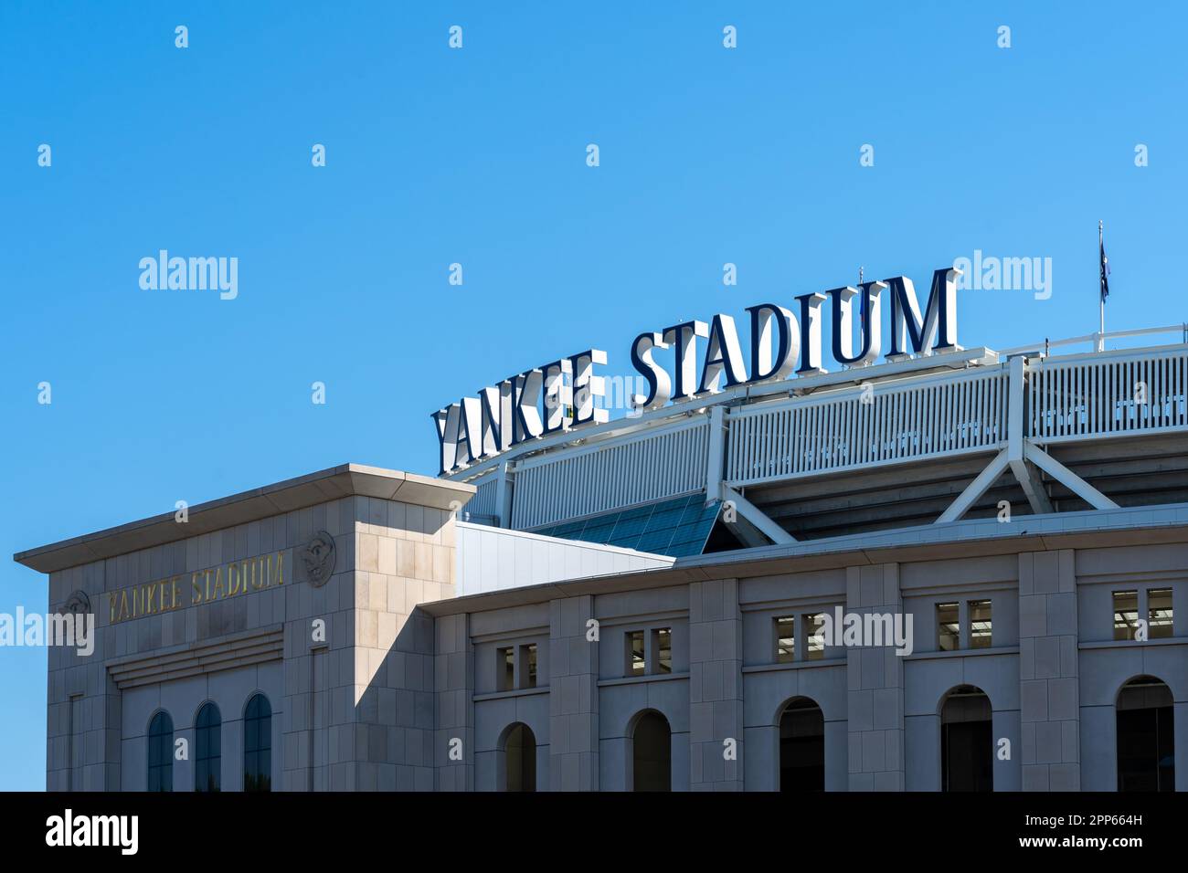 Yankee Stadium est présenté à New York, NY, USA le 19 août 2022. Banque D'Images