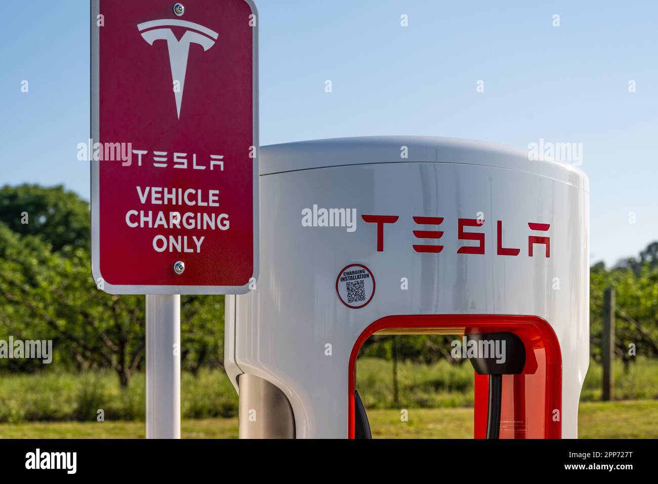 Station de charge de véhicule Tesla à Buc-ees à Warner Robins, Géorgie. (ÉTATS-UNIS) Banque D'Images