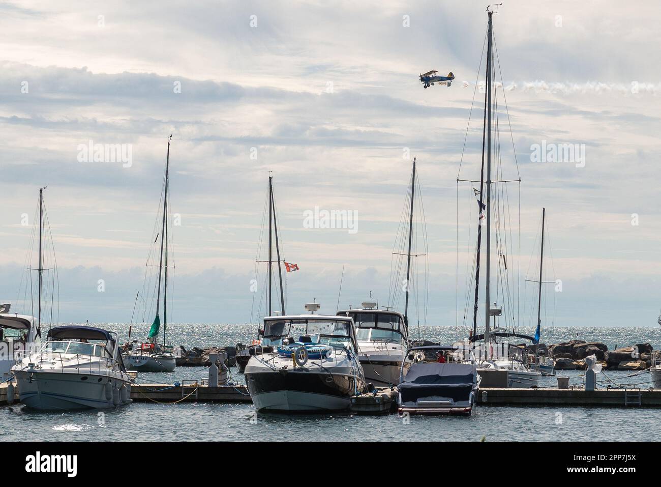 Toronto, ON, Canada – 2 septembre 2017 : le Boeing Staarman B75N1 se produit lors du salon international de l'air du Canada 2017 à Toronto Banque D'Images