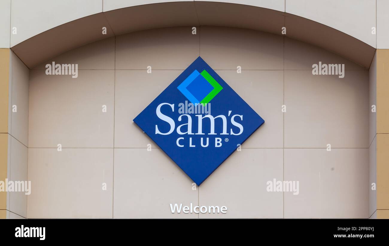 Gros plan de l’enseigne du magasin du club sam’s sur le bâtiment à Saint Louis, Mo, États-Unis. Banque D'Images
