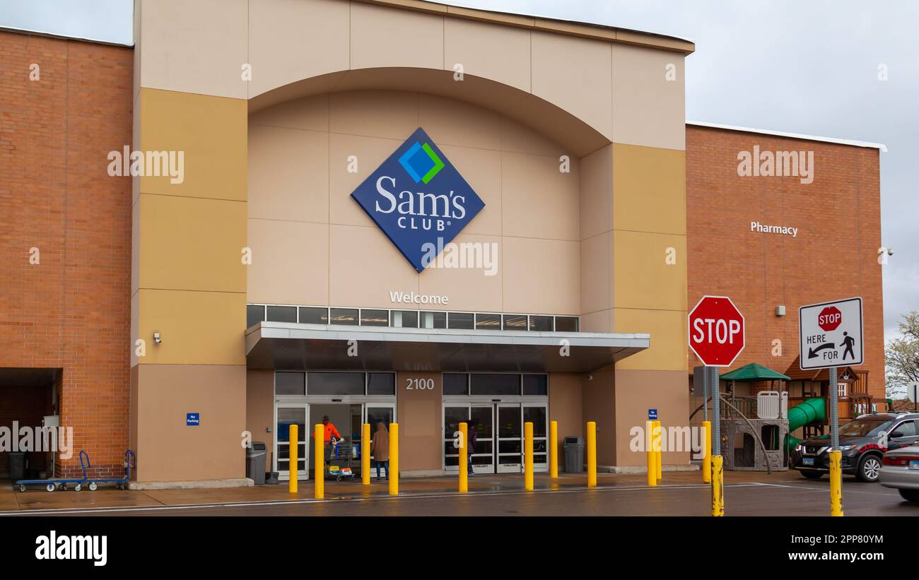 L’entrée d’un magasin Sam’s Club à Saint Louis, MO, USA. Banque D'Images
