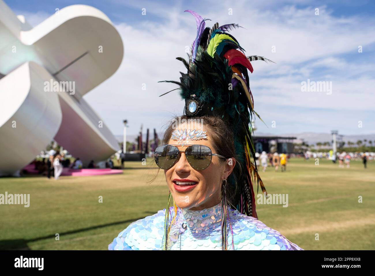 Festivalgoers are seen at the Coachella Music and Arts Festival at the Empire Polo Club on Saturday, April 22, 2023, in Indio, Calif. (Photo by Amy Harris/Invision/AP) Banque D'Images