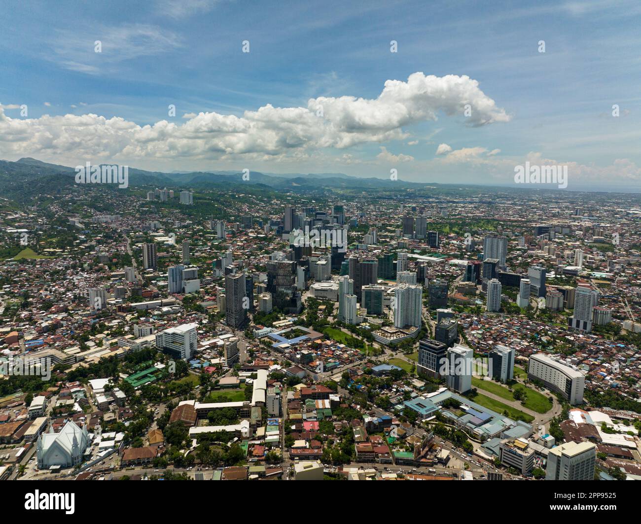 Rues et quartiers résidentiels de la ville de Cebu. Paysage urbain. Philippines. Banque D'Images