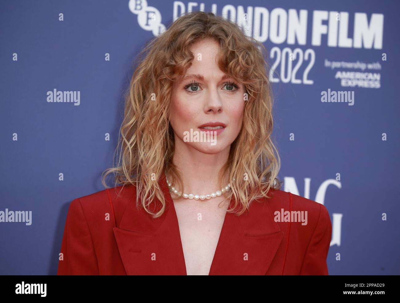 Zoe Boyle participe à la première « Living » au Royaume-Uni lors du BFI London film Festival 66th au Southbank Center à Londres. Banque D'Images