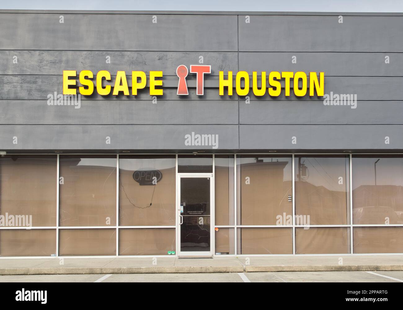 Humble, Texas USA 02-26-2023: Échapper à l'extérieur de la boutique Houston dans humble, TX emplacement. Scénarios de salles d'évacuation pour le divertissement et le renforcement d'équipe. Banque D'Images