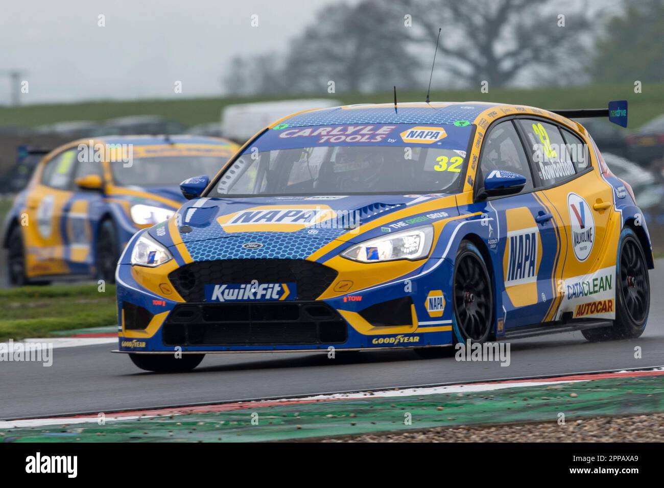 Donington Park, Castle Donington, Leicestershire, Royaume-Uni. 23rd avril 2023 ; 23rd avril 2023 ; Donington Park, Castle Donington, Leicestershire, Angleterre: Kwik Fit British Touring car Championship; Daniel Rowbottom dans son NAPA Racing UK Ford Focus ST Credit: Action plus Sports Images/Alay Live News Banque D'Images