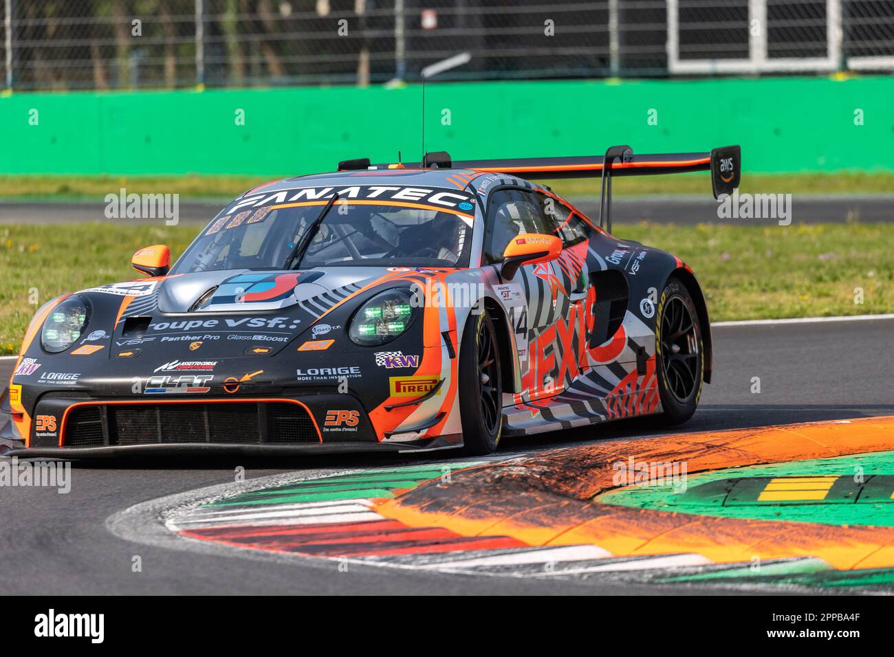 Monza, Italie. 23rd avril 2023. CLRT (Porsche 911 GT3 R 992) Clement Mateu, Steven Palette, Hugo Chevalier crédit: Live Media Publishing Group/Alay Live News Banque D'Images