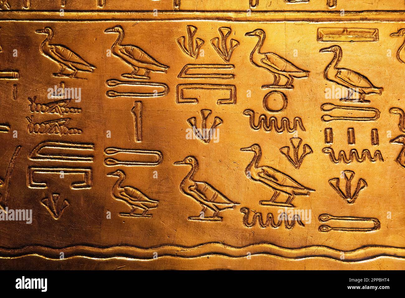 Hiéroglyphes anciens de la tombe de Toutankhamu Banque D'Images