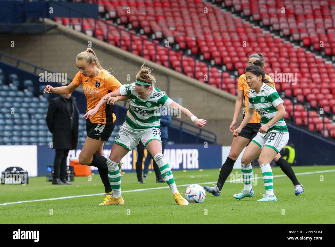 Glasgow, Royaume-Uni. 23rd avril 2023. Dans la demi-finale de la coupe écossaise féminine entre Glasgow City et le Celtic, joué à Hampden Park, Glasgow, Écosse, Royaume-Uni, Celtic gagné par 0 - 1, avec le but marqué par NATASHA FLINT, numéro celtique 26, en 19 minutes. Celtic va maintenant jouer les Rangers en finale le 28 mai 2023 à Hampden Park, Glasgow, Écosse crédit: Findlay/Alay Live News Banque D'Images