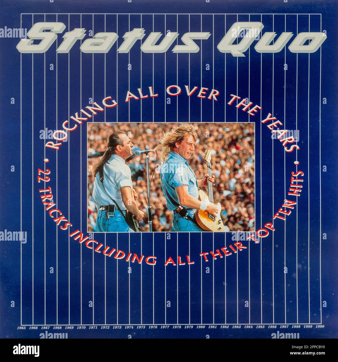 Statu quo balançant tout au long des années album, vinyle compilation record couverture, Royaume-Uni Banque D'Images