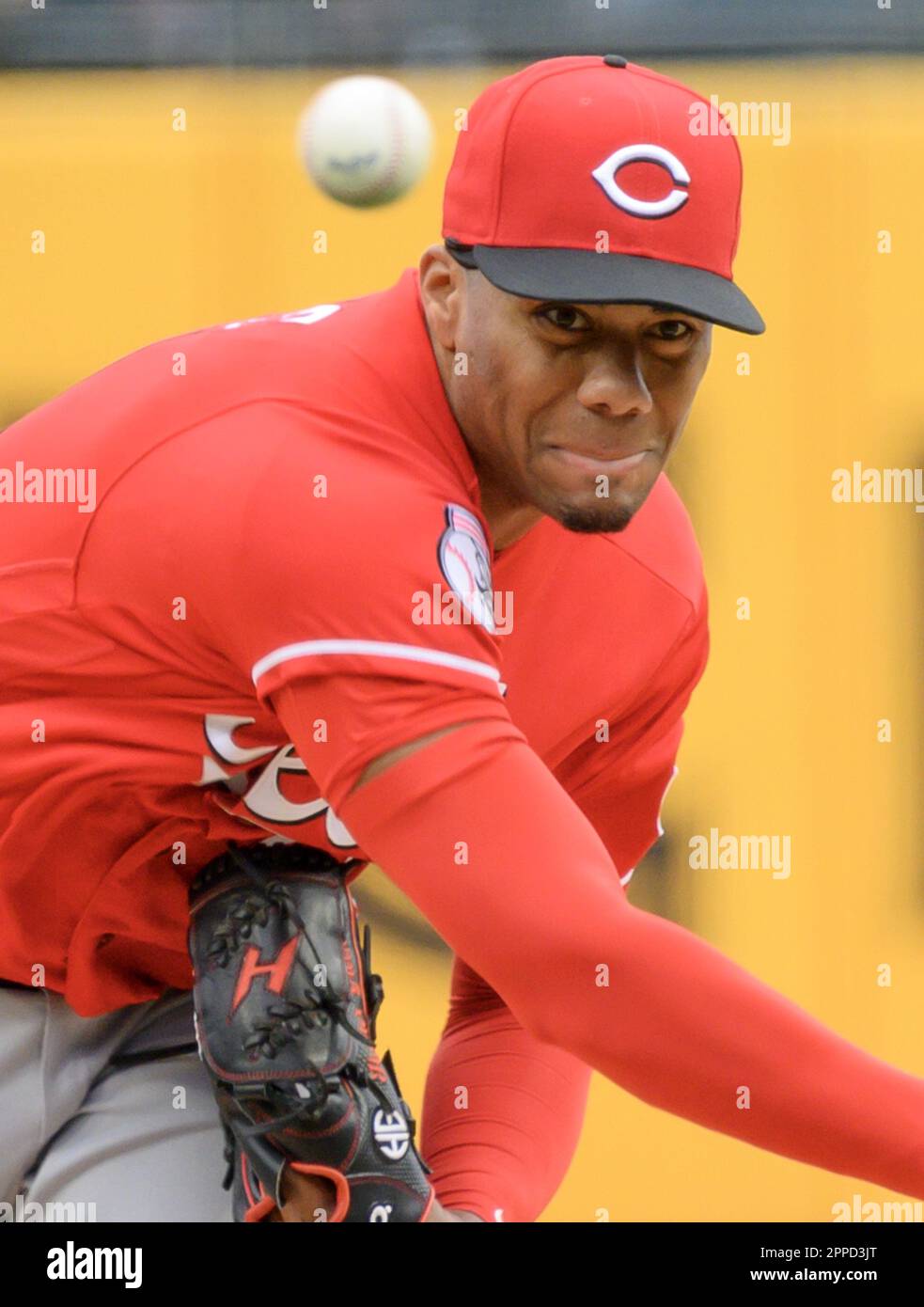 Pittsburgh, États-Unis. 23rd avril 2023. Cincinnati Reds départ lanceur Hunter Greene (21) jette contre les pirates de Pittsburgh pendant le deuxième repas au parc PNC le dimanche 23 avril 2023 à Pittsburgh. Photo par Archie Carpenter/UPI crédit: UPI/Alay Live News Banque D'Images