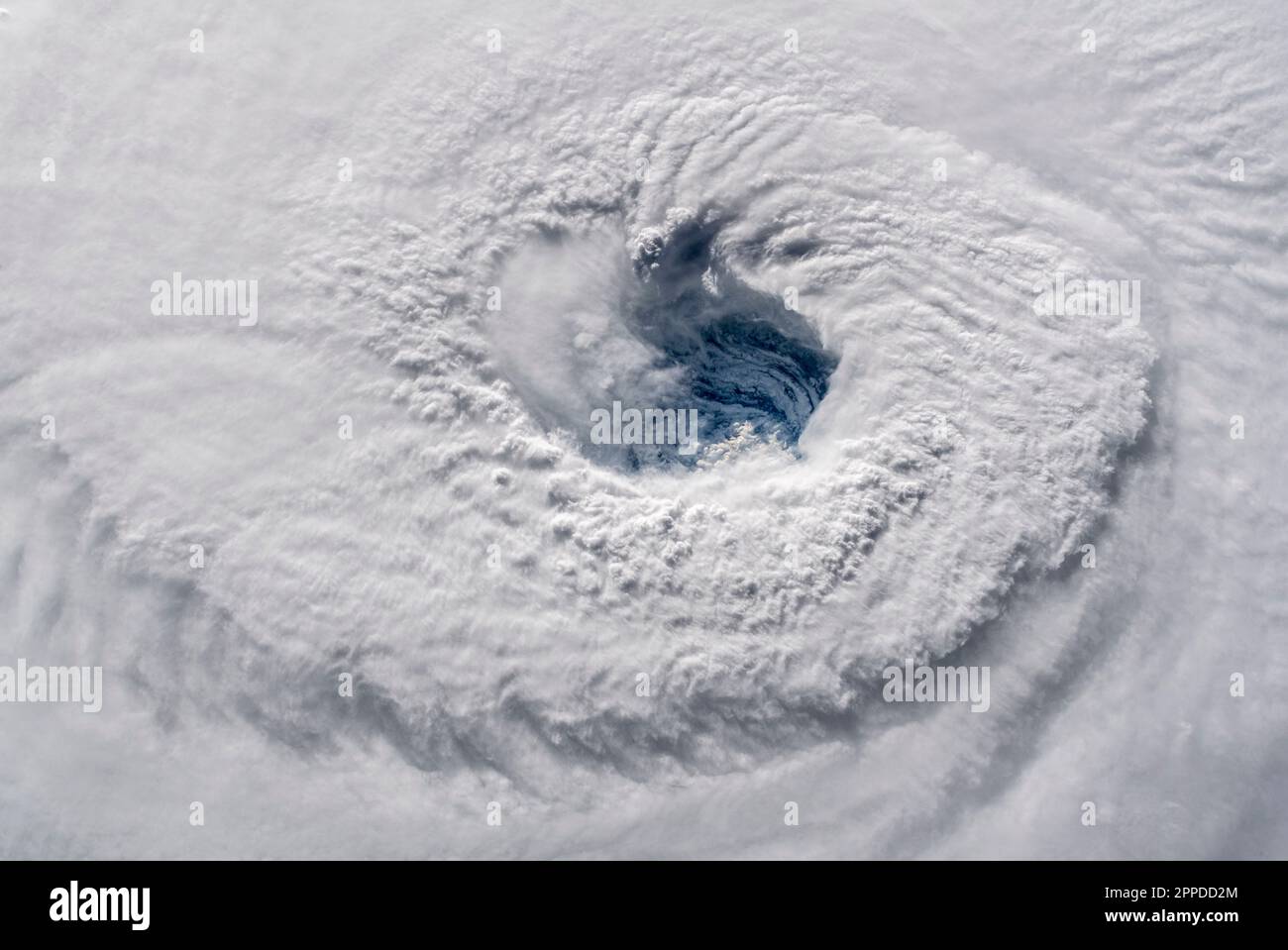 Antenne de l'œil de l'ouragan Florence et de l'ouragan Cat 4. Éléments de cette image fournis par la NASA. Banque D'Images