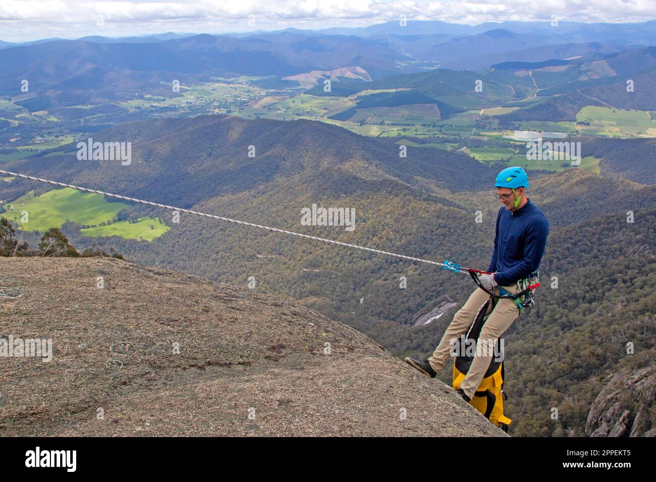 Descente en rappel dans la gorge sur le mont Buffalo Banque D'Images