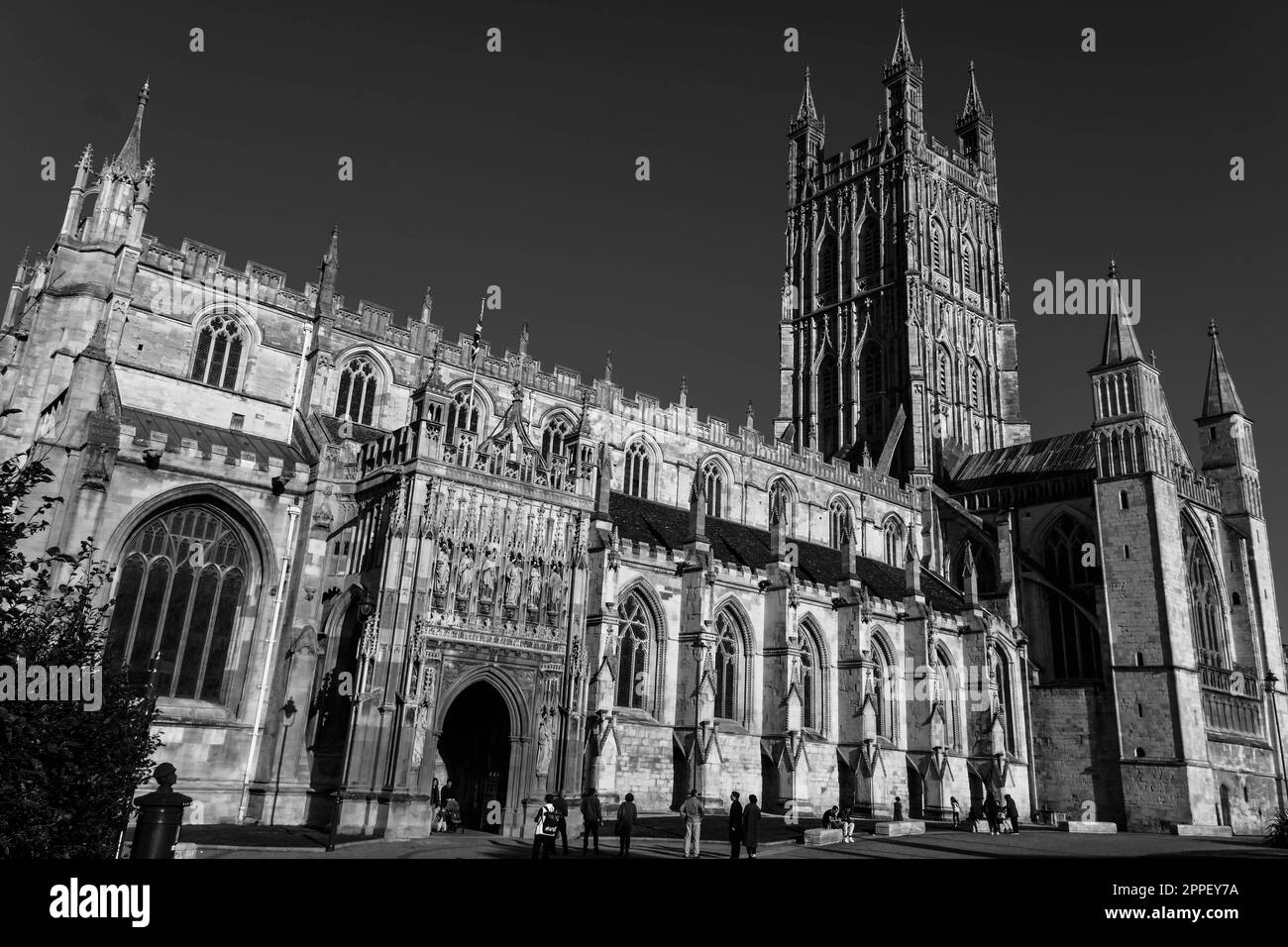 Cathédrale de Gloucester Sud transept et tour Gloucester Angleterre Royaume-Uni, novembre 2022 Banque D'Images