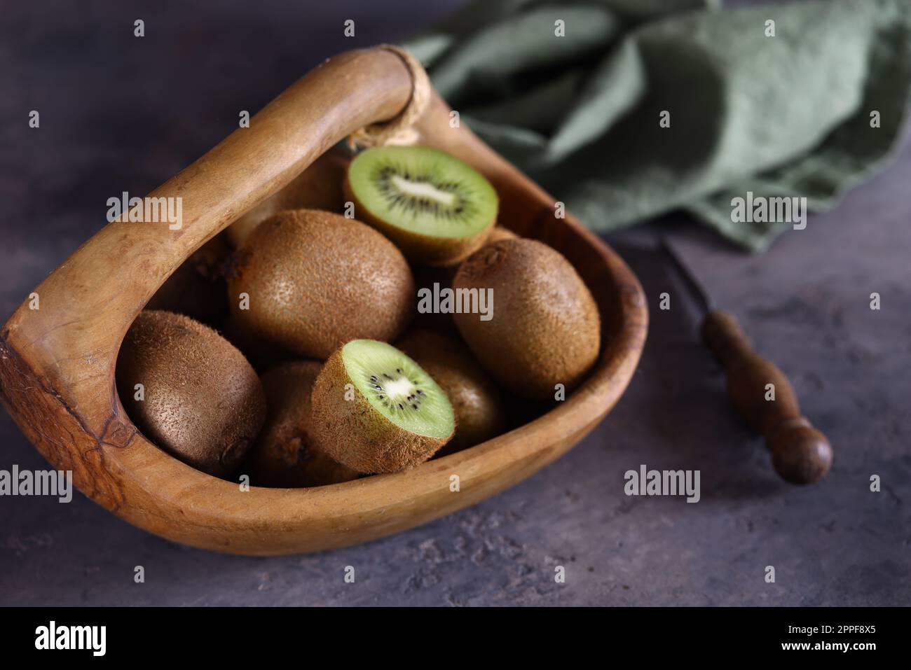 kiwi vert aux fruits biologiques mûrs, nourriture saine Banque D'Images