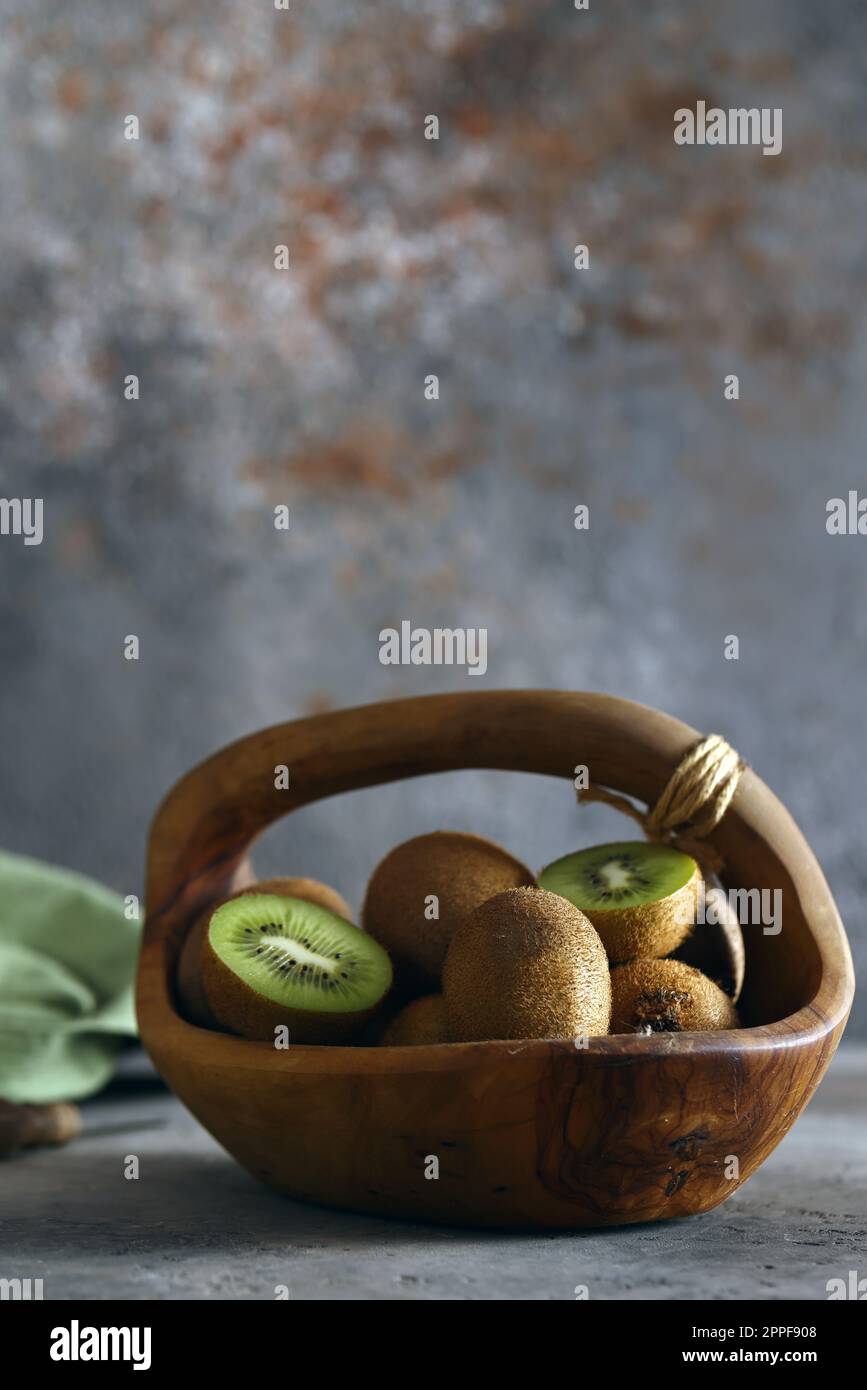 kiwi vert aux fruits biologiques mûrs, nourriture saine Banque D'Images