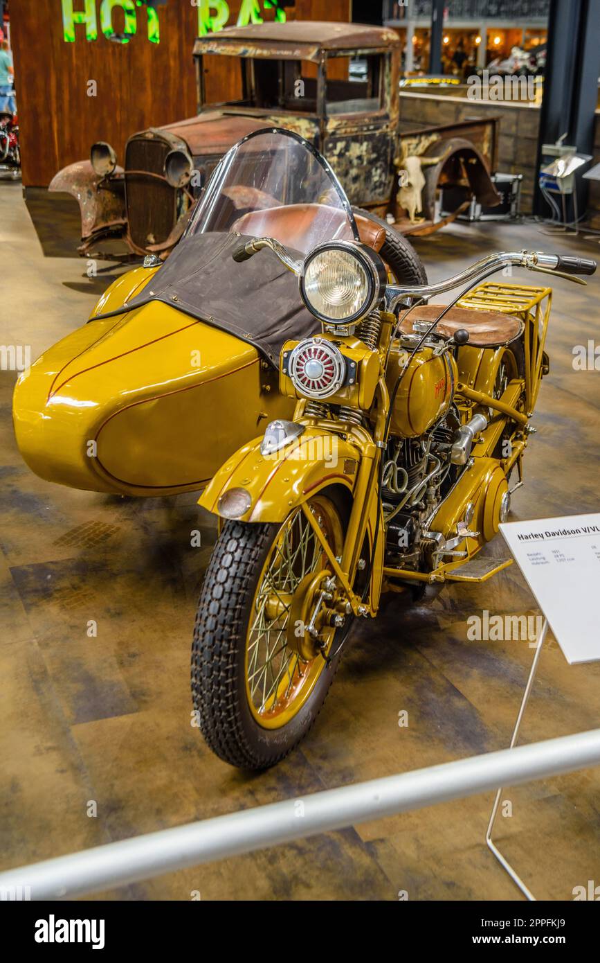 Harley davidson motorcycle and sidecar Banque de photographies et d ...