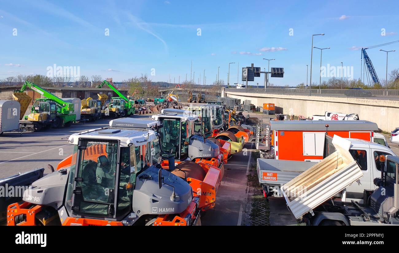 Grues élévatrices à benne à Neu-Isenburg, Allemagne Banque D'Images