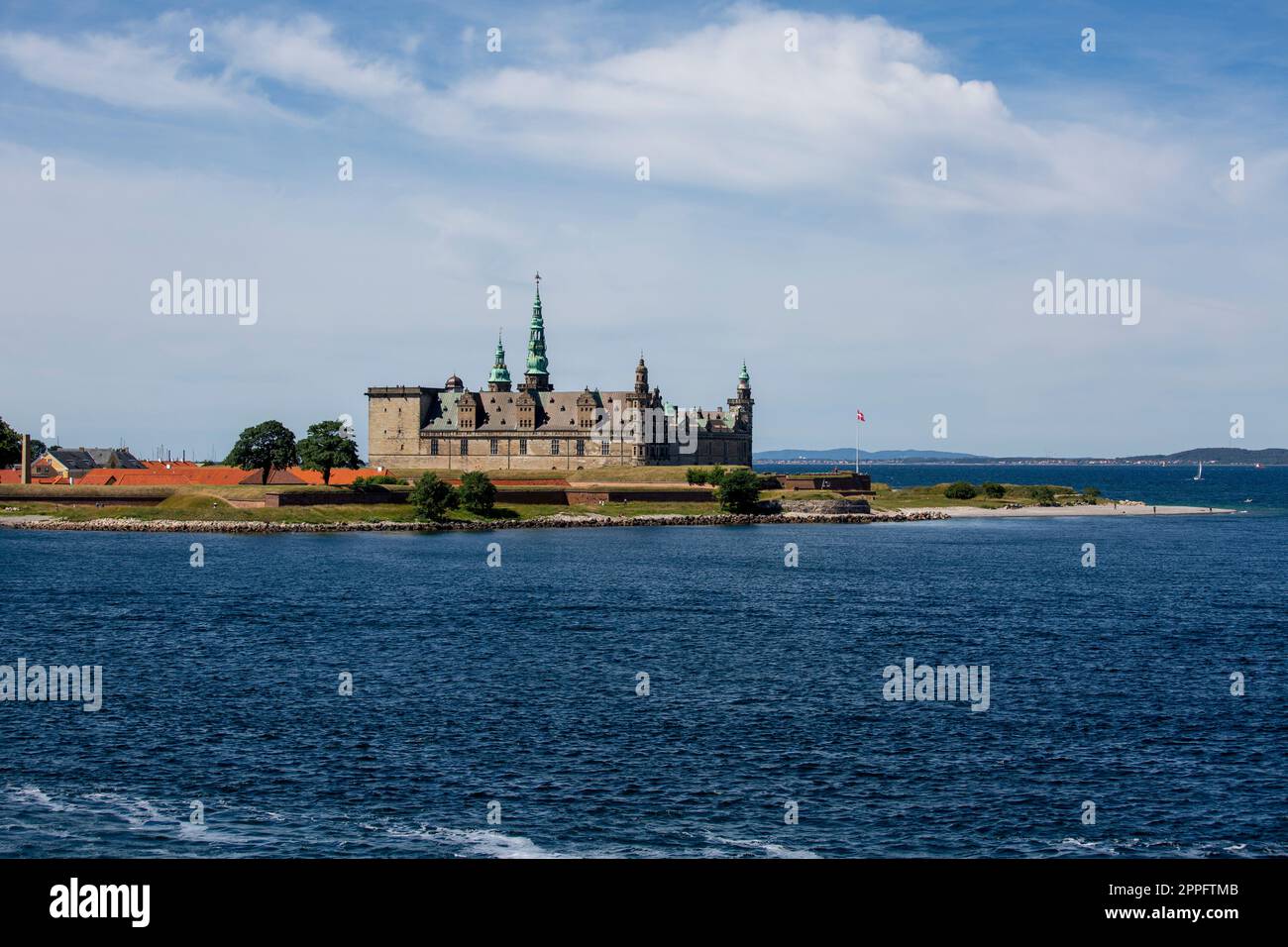 Château médiéval de Kronborg sur la mer du Nord au-dessus du détroit d'Oresund, Helsingor, Danemark Banque D'Images