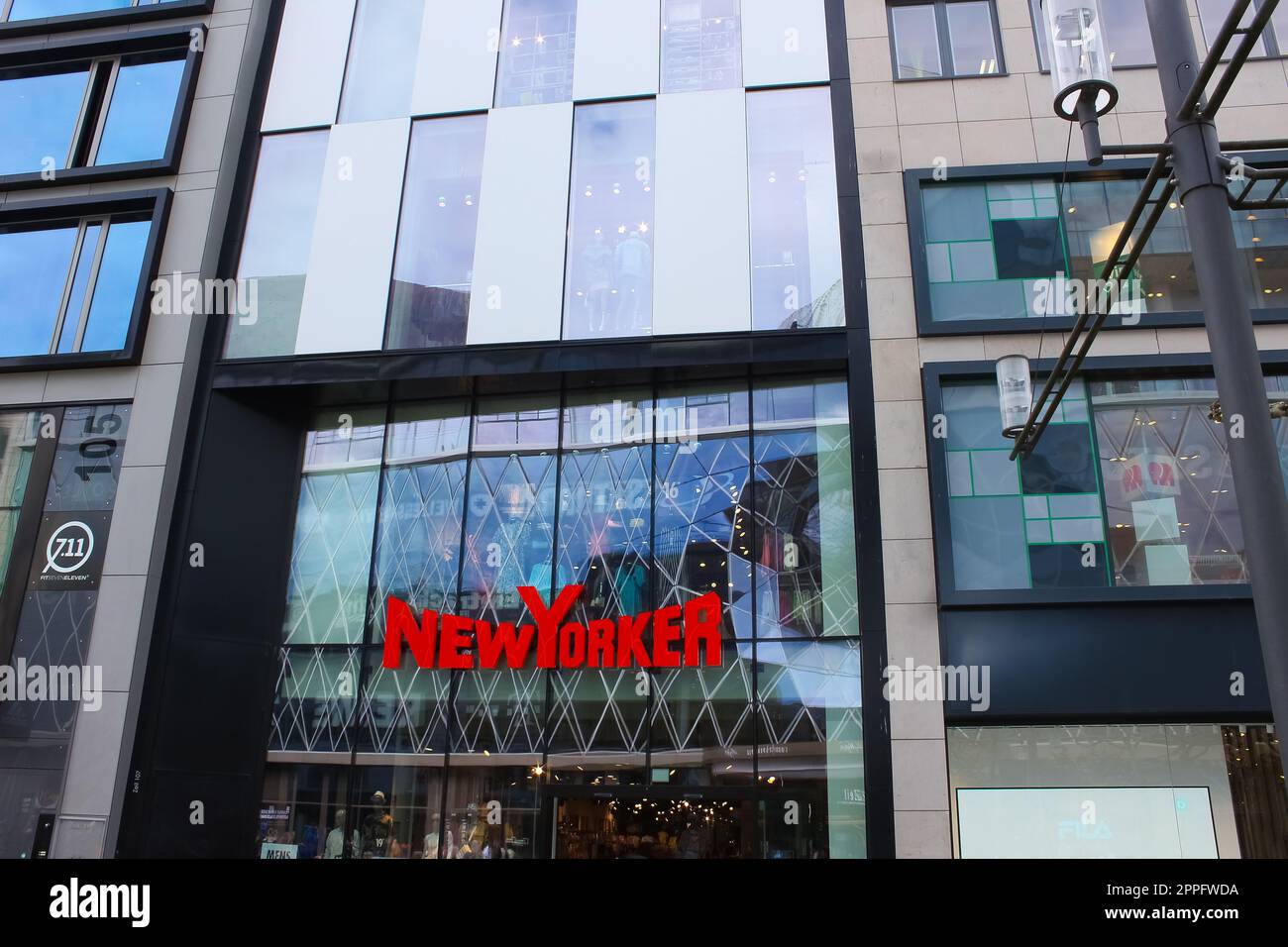 Francfort-sur-le-main, Allemagne - 20 avril 2022 : magasin New-yorkais sur la rue Zeil Banque D'Images