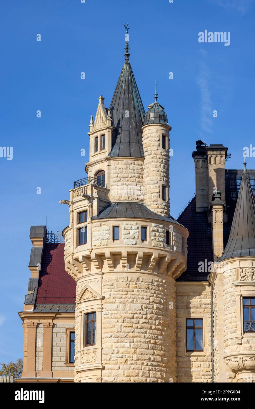 Château de Moszna du 17e siècle, château historique et résidence, Moszna, Opole, Pologne Banque D'Images