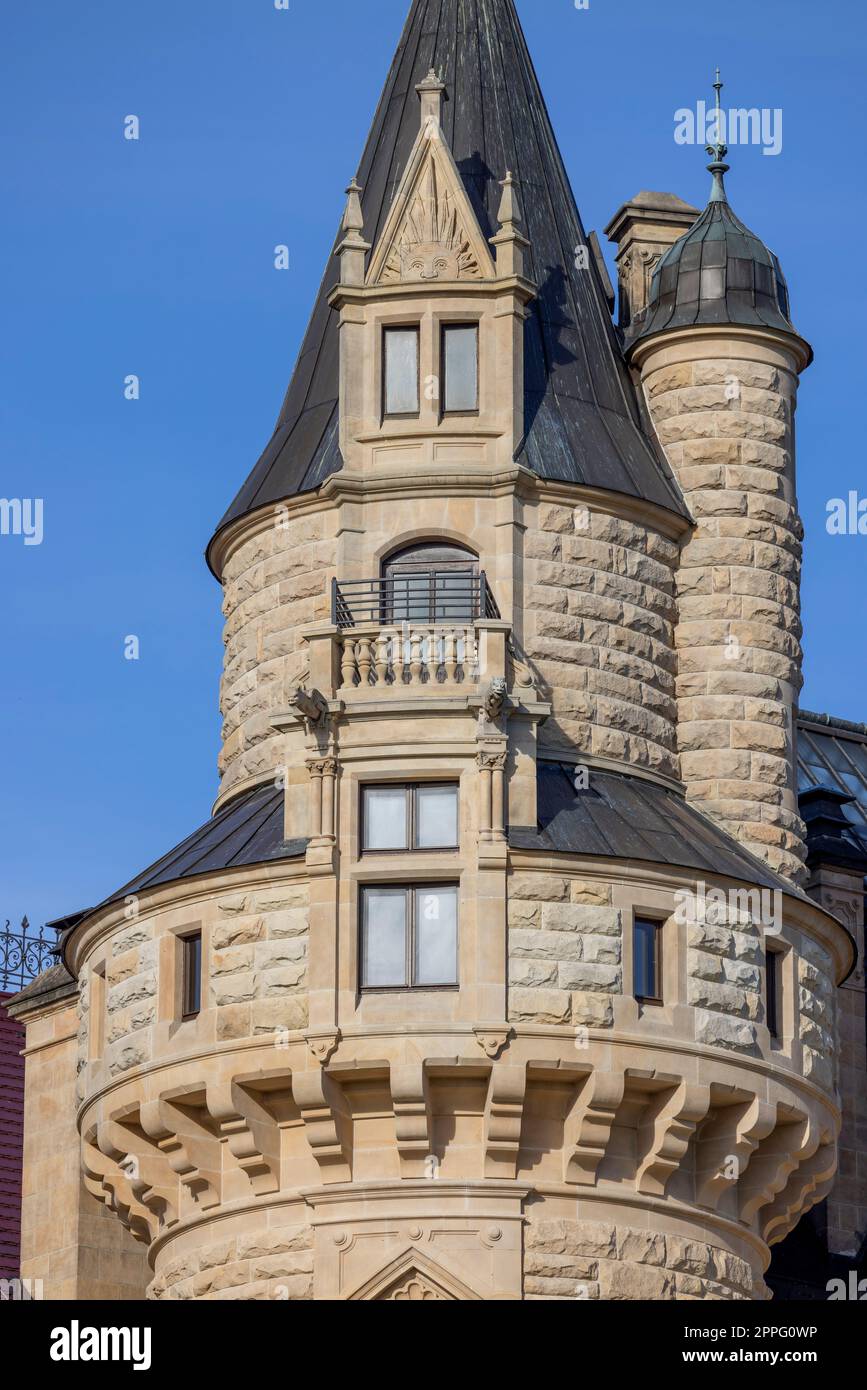 Château de Moszna du 17e siècle, château historique et résidence, Moszna, Opole, Pologne Banque D'Images Château de Moszna du 17e siècle, château historique et résidence, Moszna, Opole, Pologne Banque D'Images