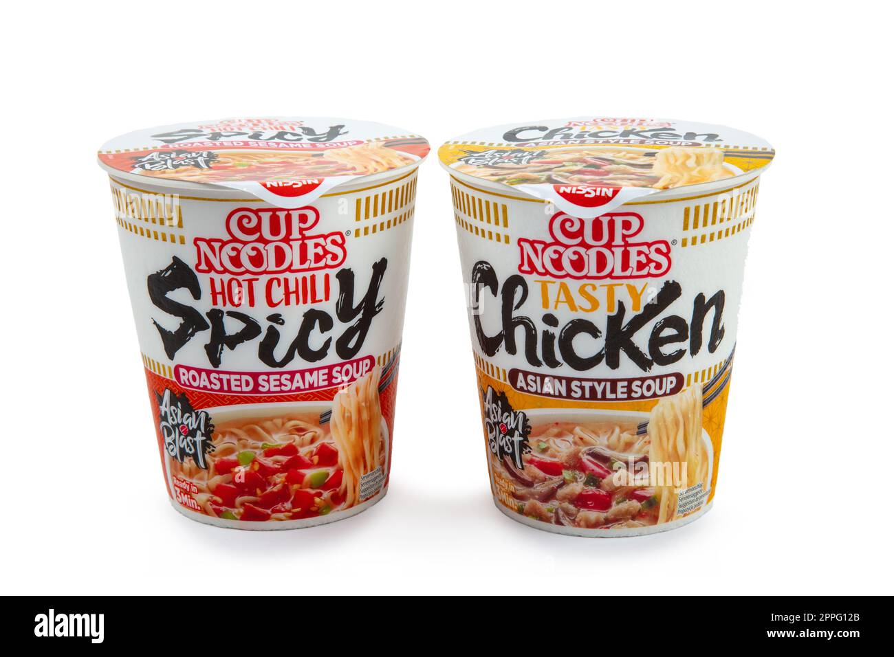 Deux tasses de nouilles NISSIN Banque D'Images