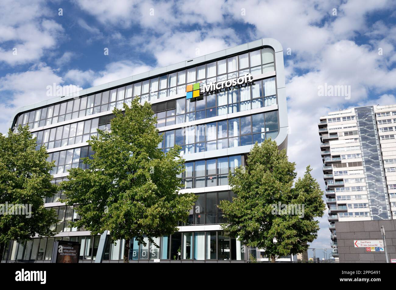 Deuxième plus grand bureau Microsoft Allemagne dans le port de rheinauhafen à cologne Banque D'Images