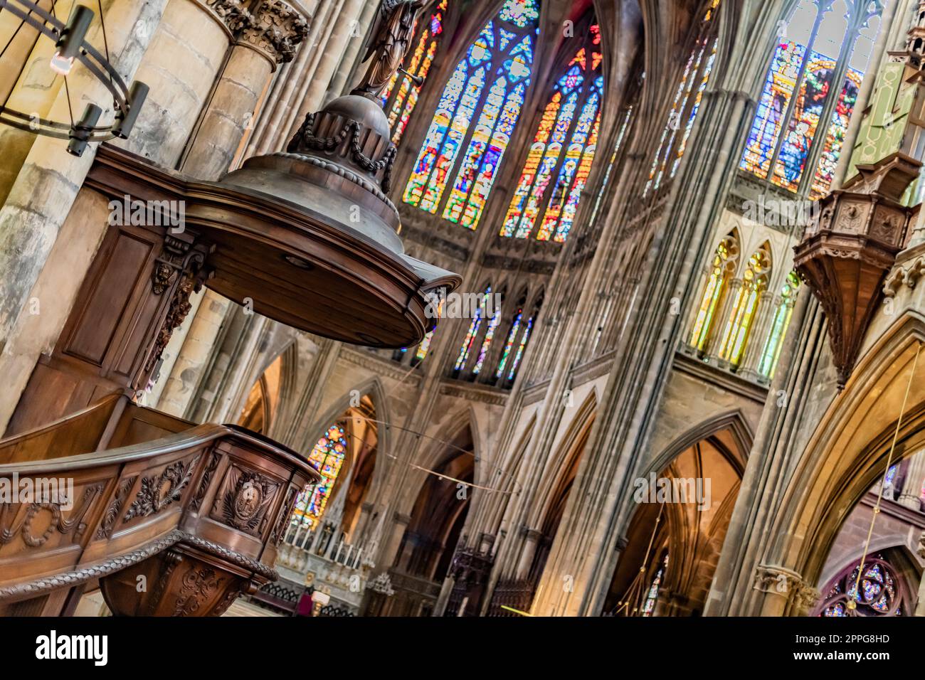 62. - METZ. - Dom - La Cathédrale