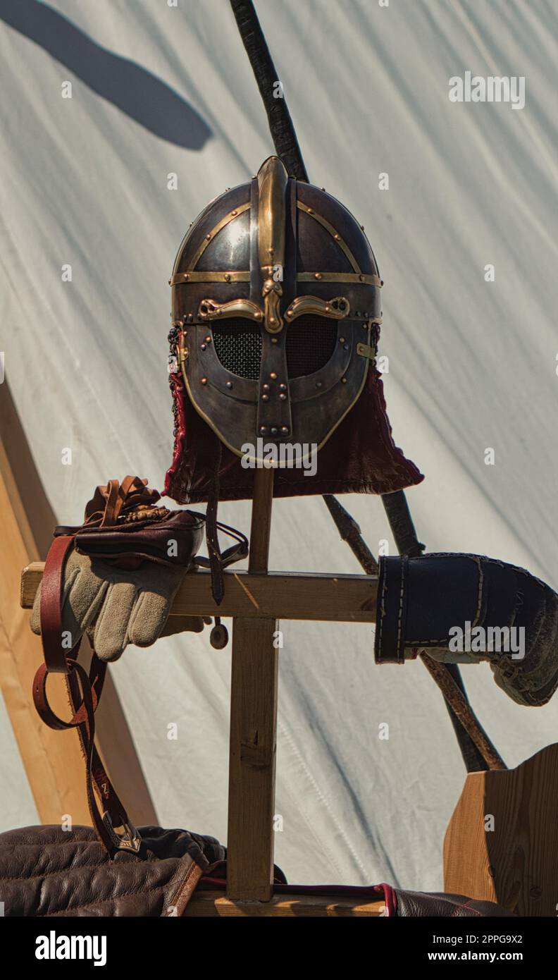 armure de chevalier, casques et accessoires, tout ce que les fans de marques médiévales aiment Banque D'Images
