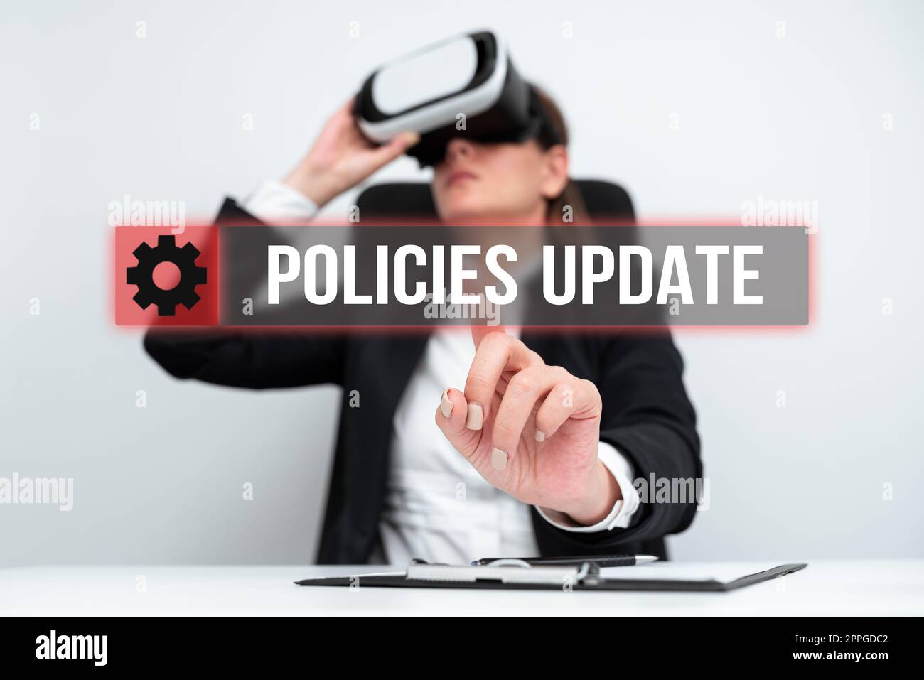 Texte indiquant la mise à jour des politiques inspiration. Aperçu de l'entreprise Ajout de nouvelles informations ou directives formulées Banque D'Images